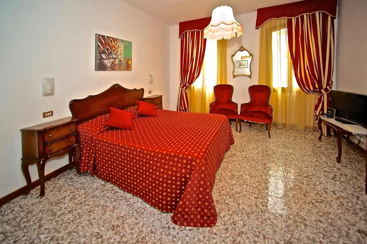 Hotel Fontana Venedik